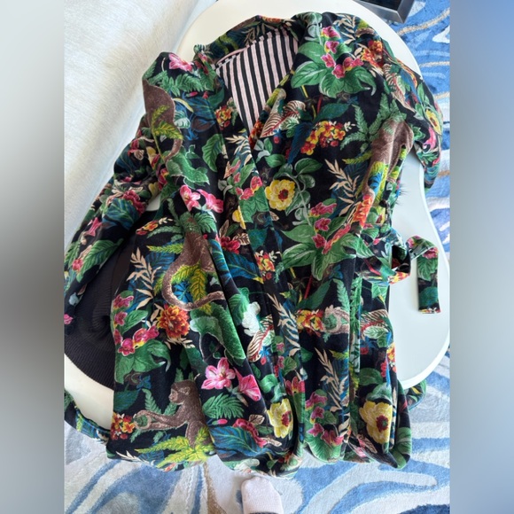 Velvet Robe fully lined - Picture 4 of 8